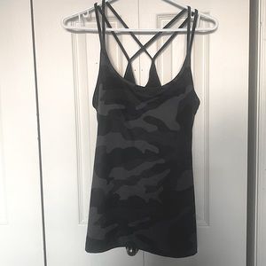 OldNavy Active. Size Large. Tank top with built-in bra. Grey camo pattern.